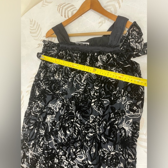 Black and Gray Off-Shoulder Dress - Picture 5 of 8